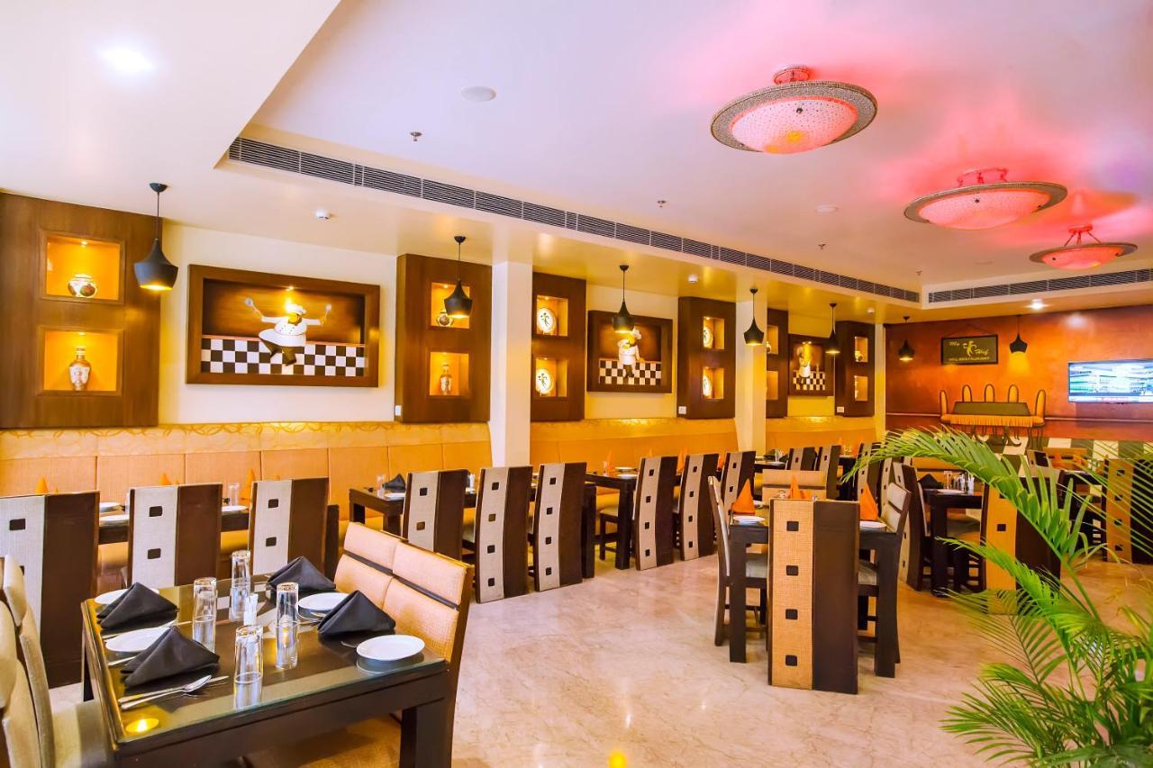 Hotel Kapish Smart-All Pure Veg Jaipur Buitenkant foto