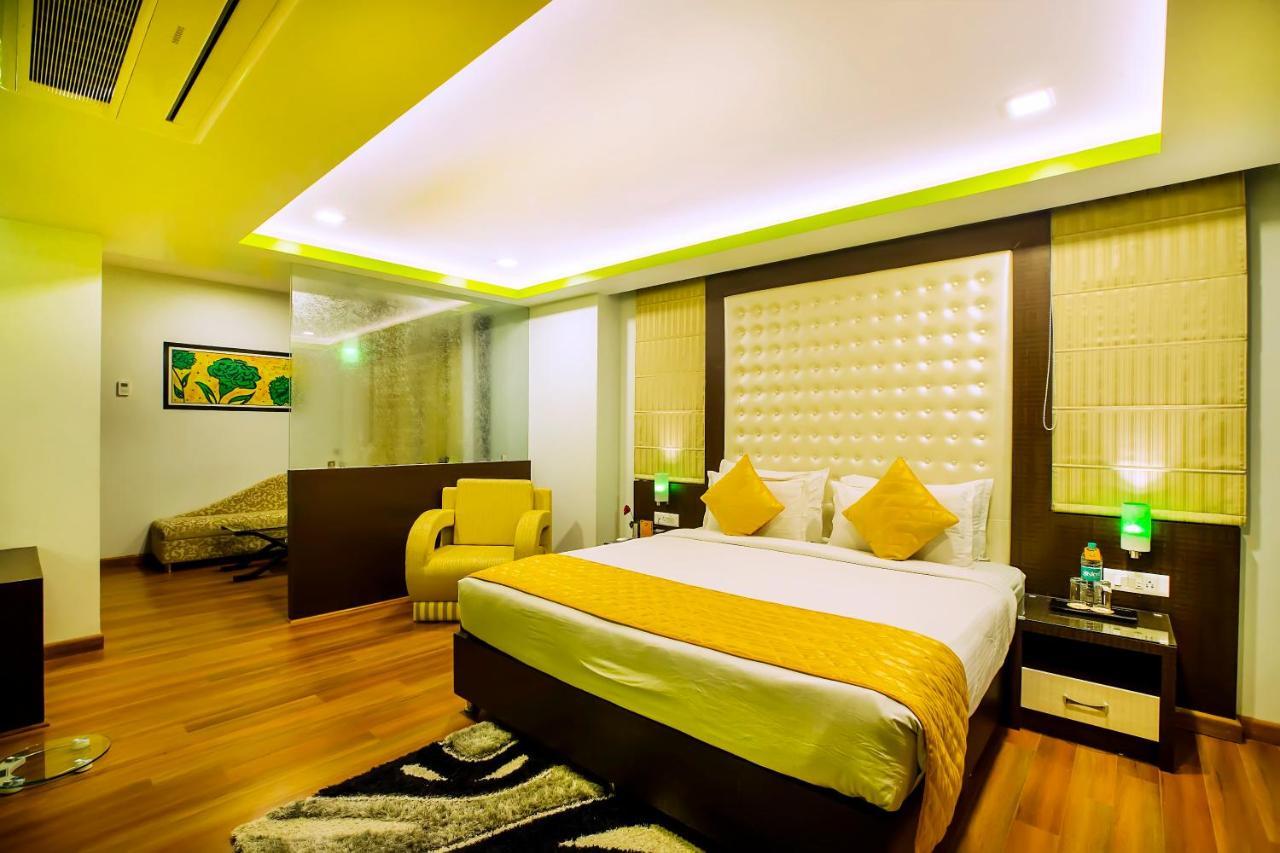 Hotel Kapish Smart-All Pure Veg Jaipur Buitenkant foto